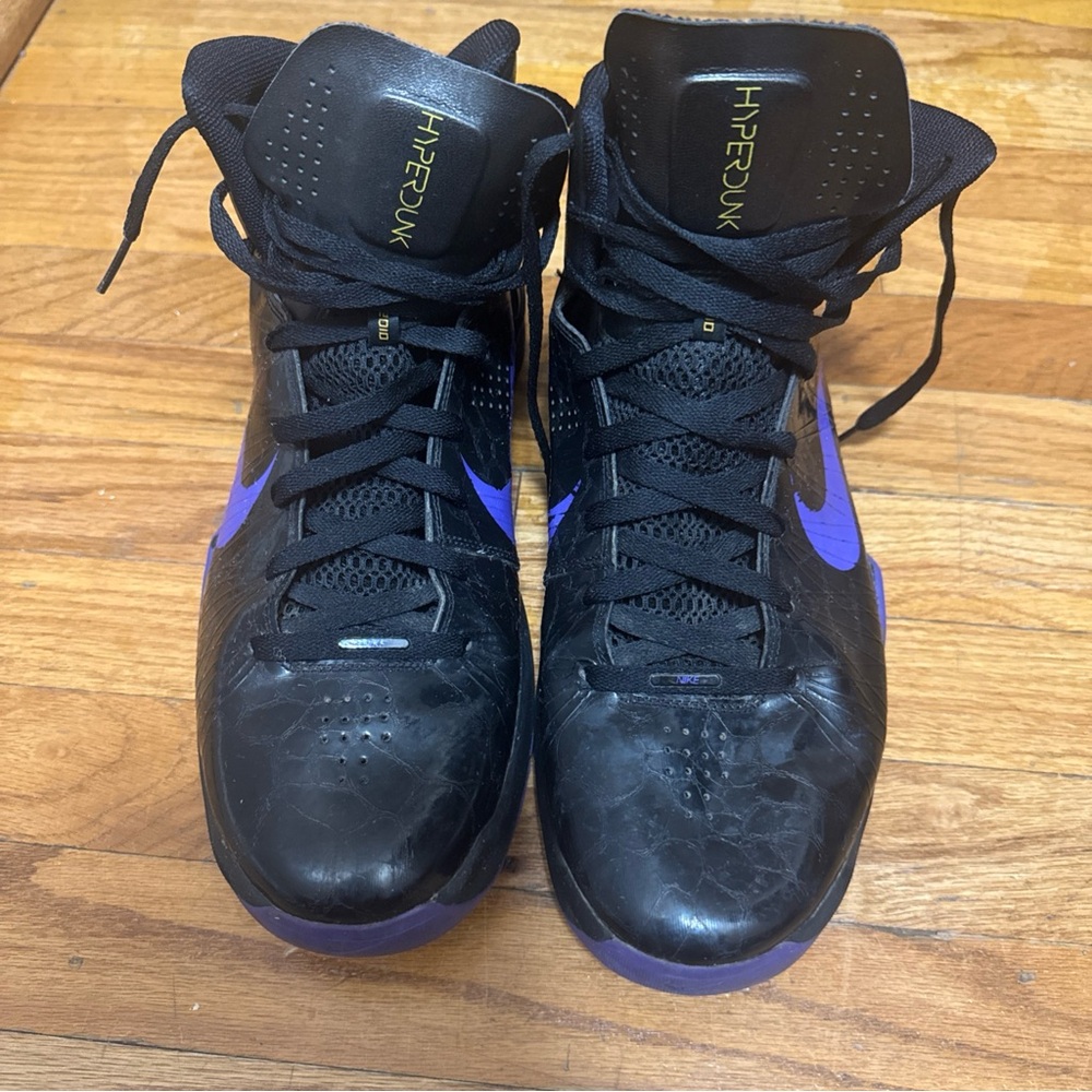 Nike Hyperdunk 2010  Purple Del Sol Lakers Mens US 13  Kobe